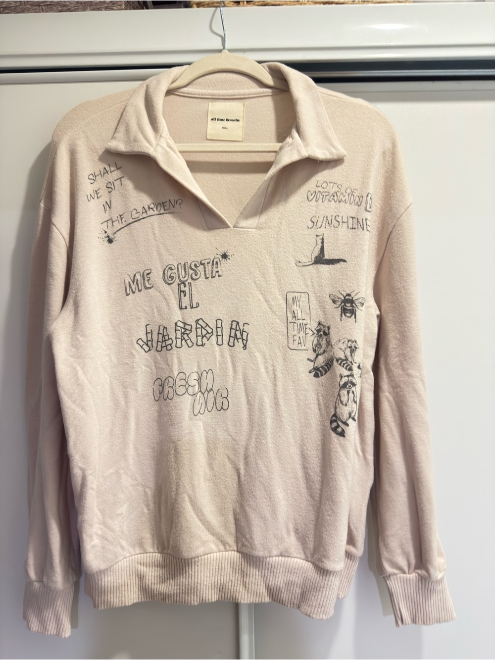 All Time Favorite - Cream Graphic Collared Sweatshirt - Women